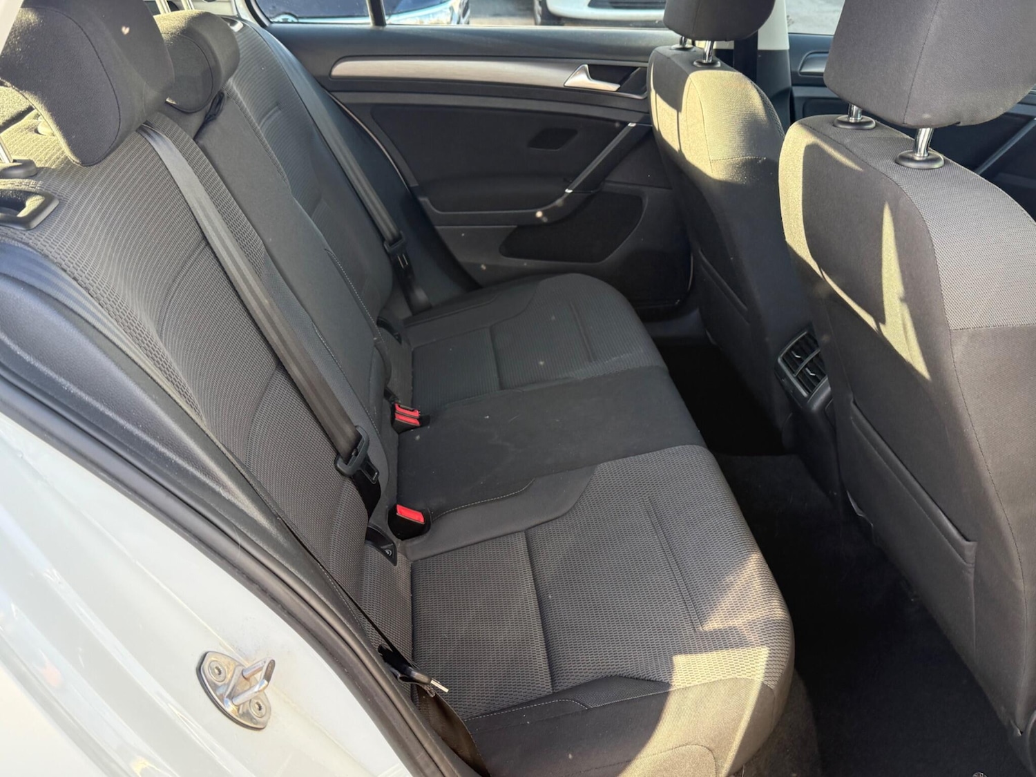 Used Volkswagen Golf 2017 for sale - 76398607: Photo 11