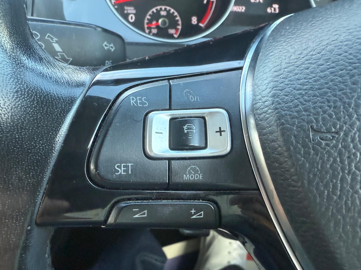 Used Volkswagen Golf 2017 for sale - 76398607: Photo 22