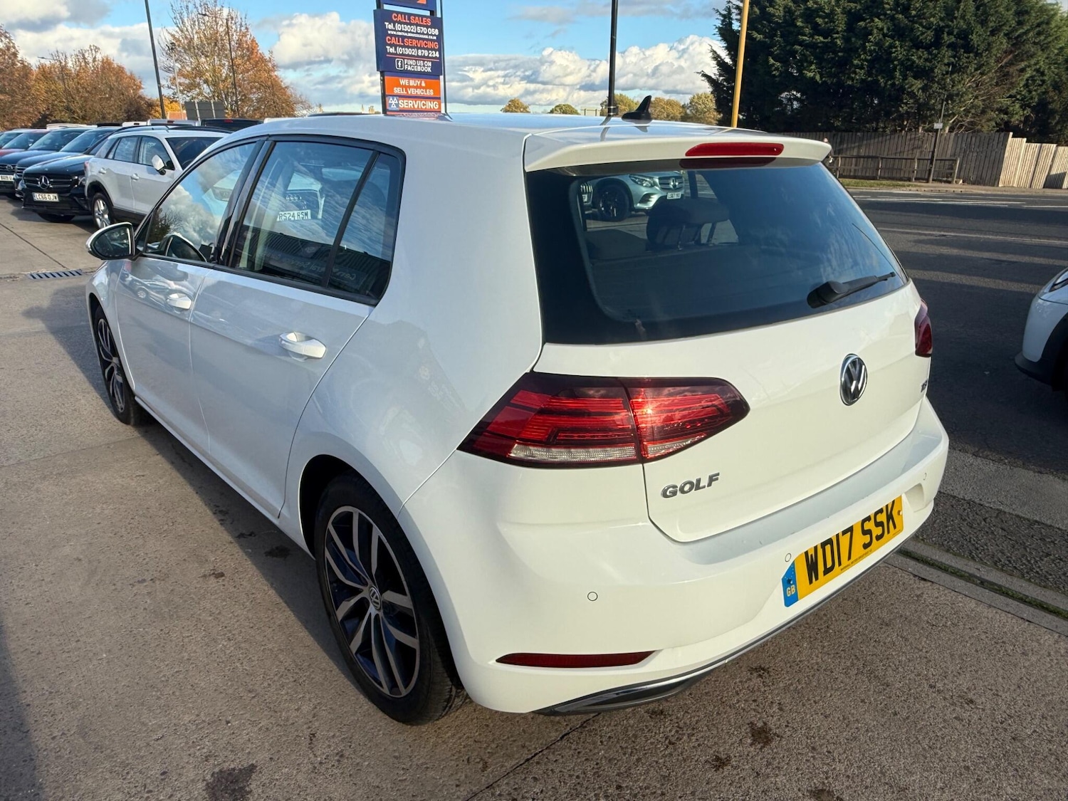 Used Volkswagen Golf 2017 for sale - 76398607: Photo 25