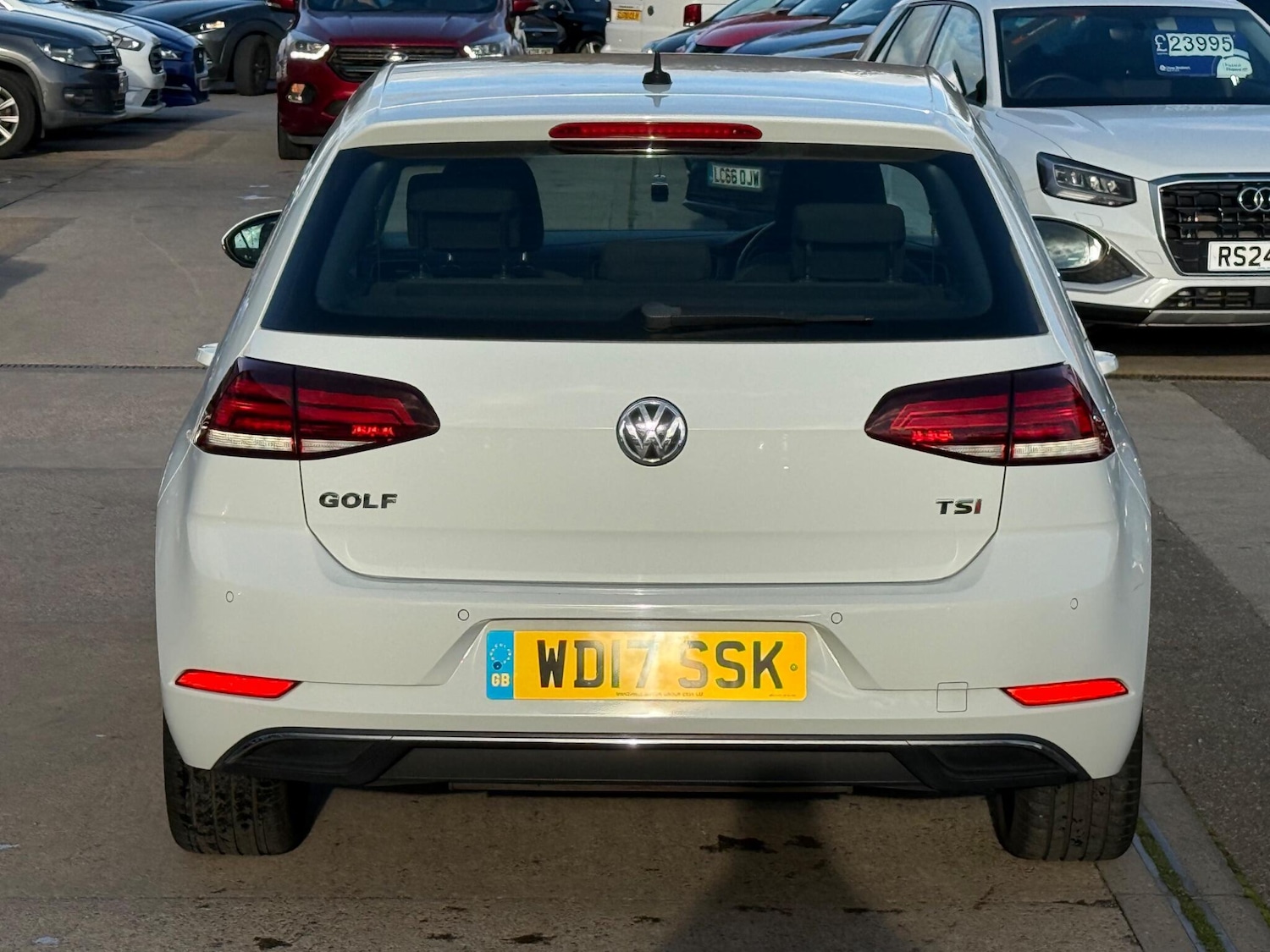 Used Volkswagen Golf 2017 for sale - 76398607: Photo 26