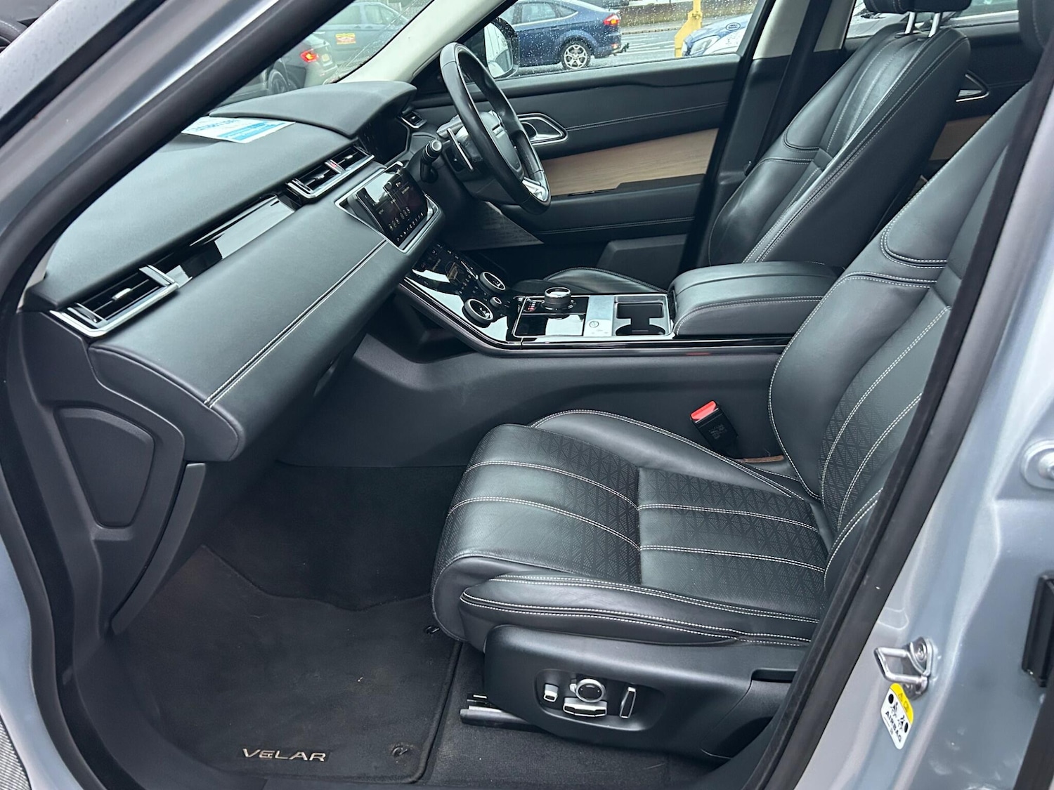 Used Land Rover Range Rover Velar 2017 for sale - 77203577: Photo 15