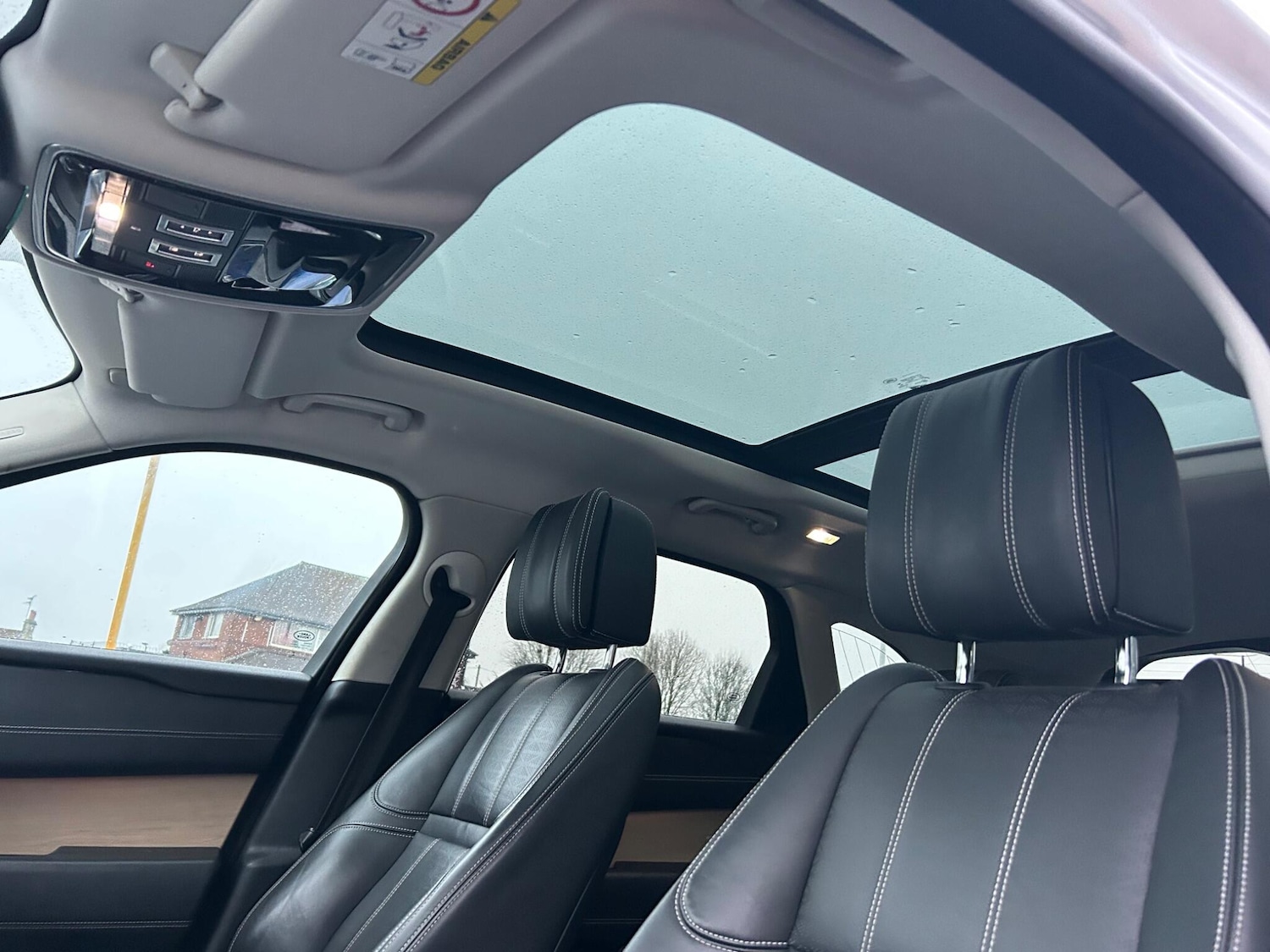 Used Land Rover Range Rover Velar 2017 for sale - 77203577: Photo 22