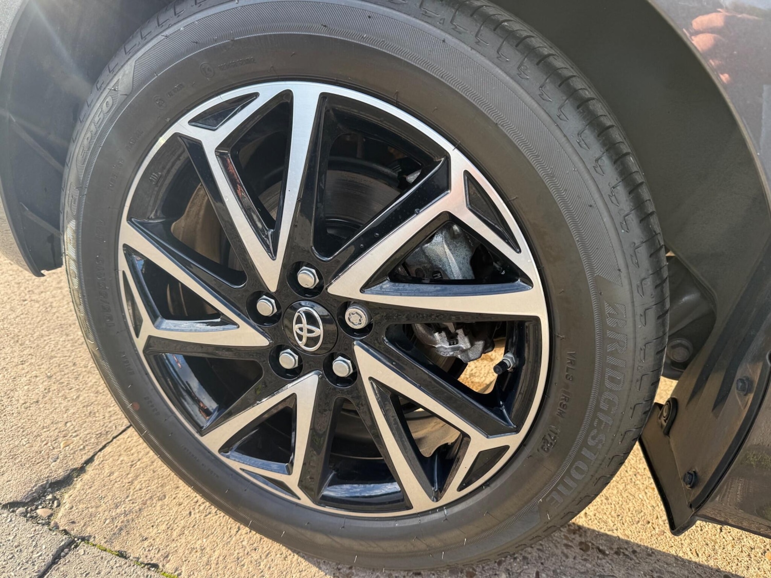 Used Toyota Yaris for sale - 76388938: Photo 15