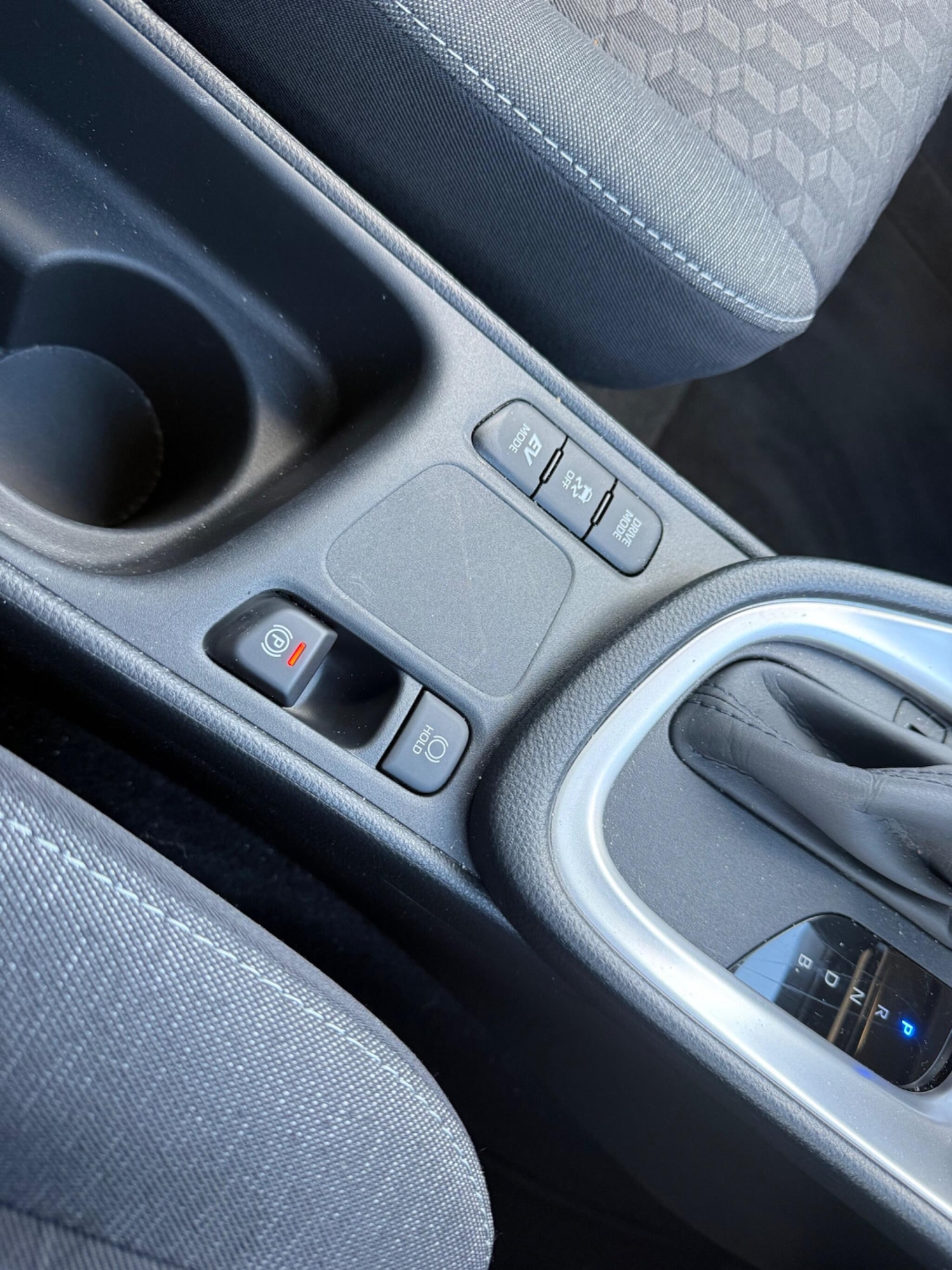 Used Toyota Yaris for sale - 76388938: Photo 24