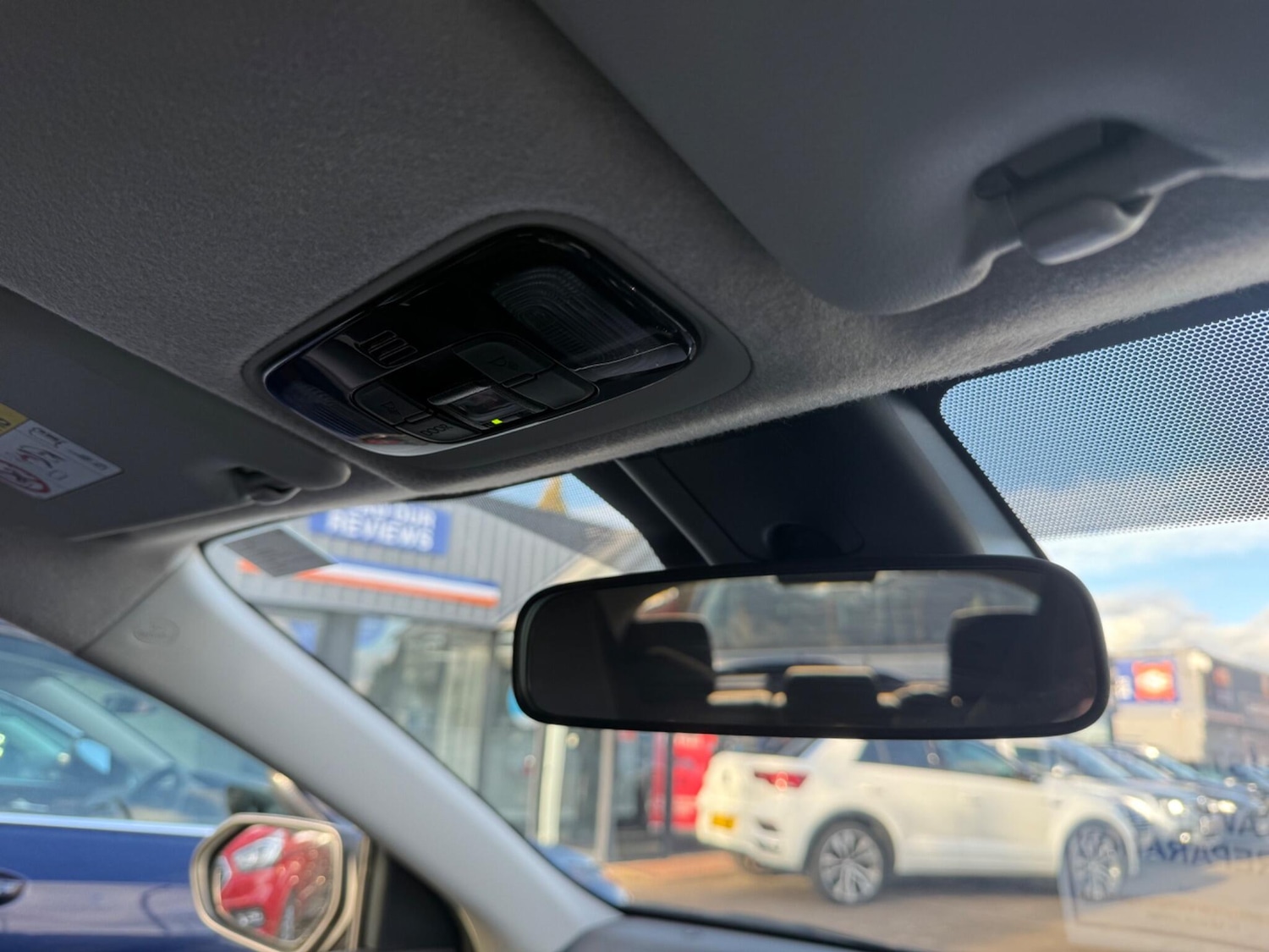 Used Toyota Yaris for sale - 76388938: Photo 26