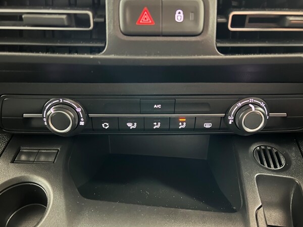 Used Vauxhall Combo Life 2022 for sale - 75622664: Photo 29