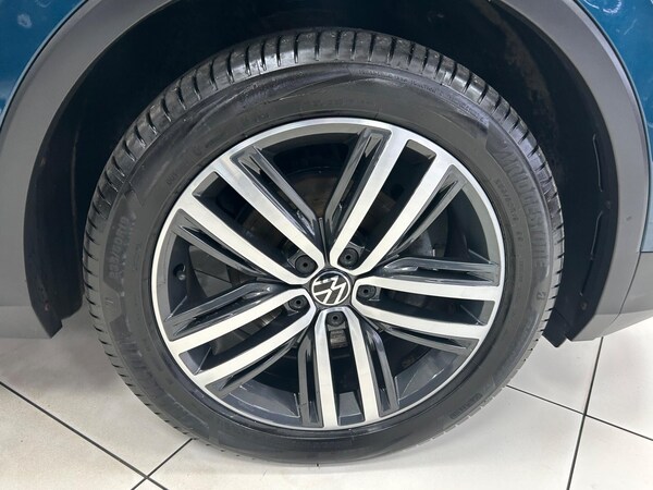 Used Volkswagen Tiguan 2021 for sale - 75756851: Photo 12