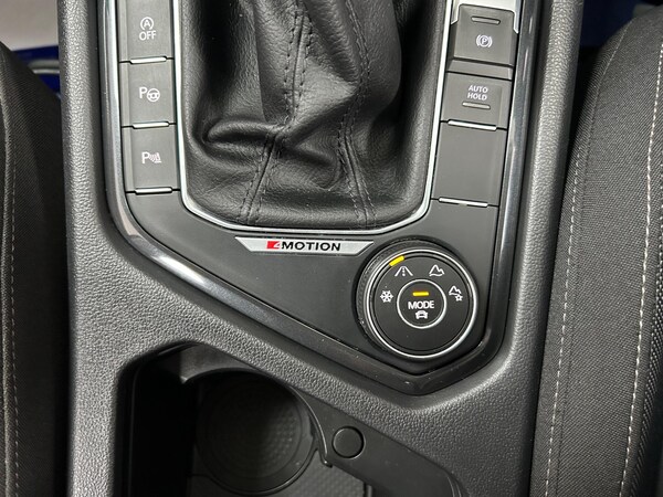 Used Volkswagen Tiguan 2021 for sale - 75756851: Photo 35