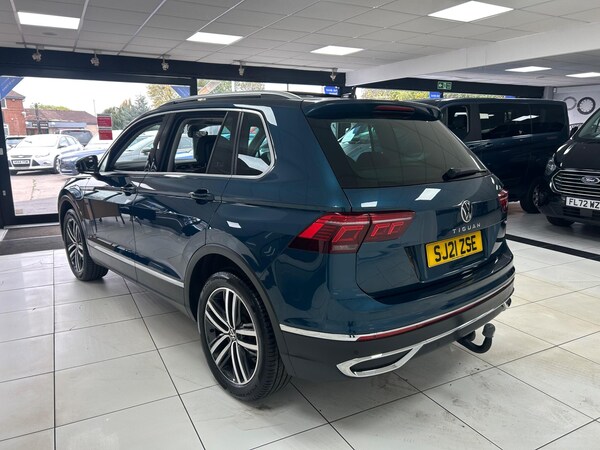 Used Volkswagen Tiguan 2021 for sale - 75756851: Photo 64