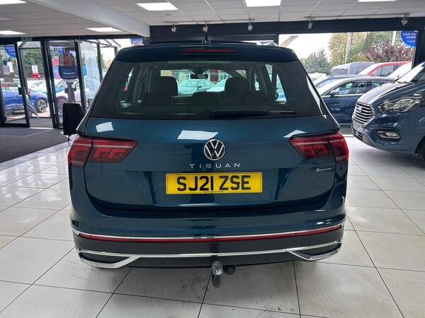 Used Volkswagen Tiguan 2021 for sale - 75756851: Photo 65
