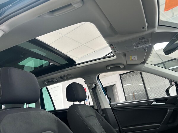 Used Volkswagen Tiguan 2021 for sale - 75756851: Photo 71