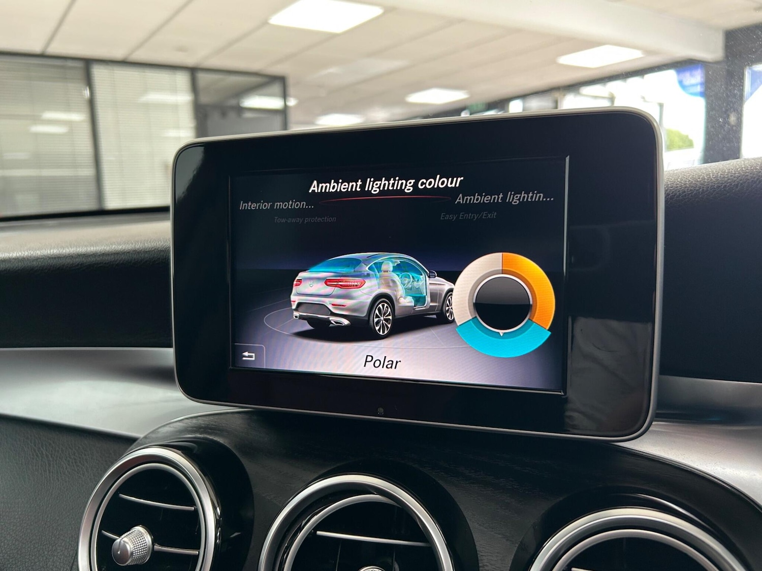 Used Mercedes-Benz GLC 2018 for sale - 77523798: Photo 24