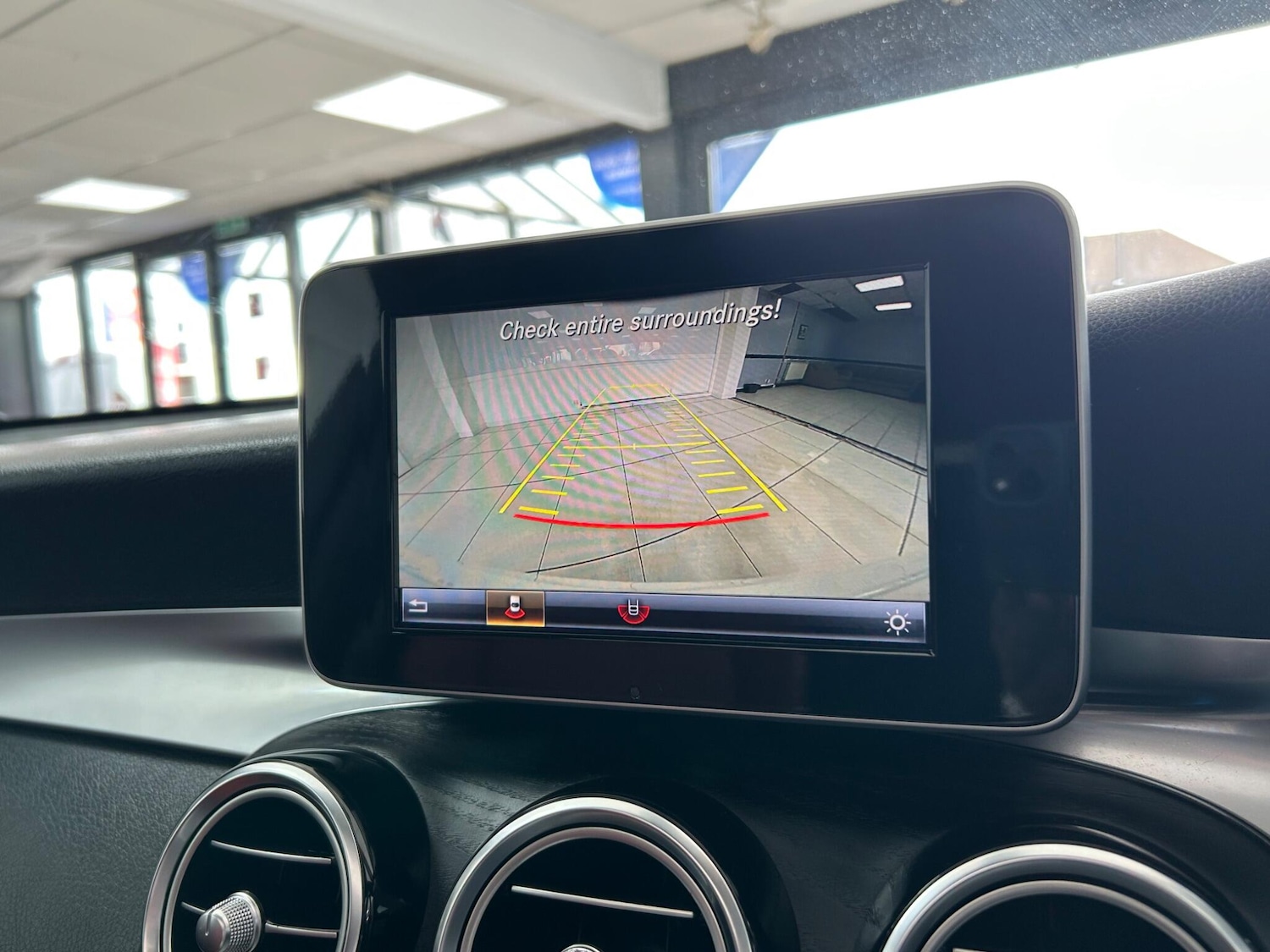 Used Mercedes-Benz GLC 2018 for sale - 77523798: Photo 30