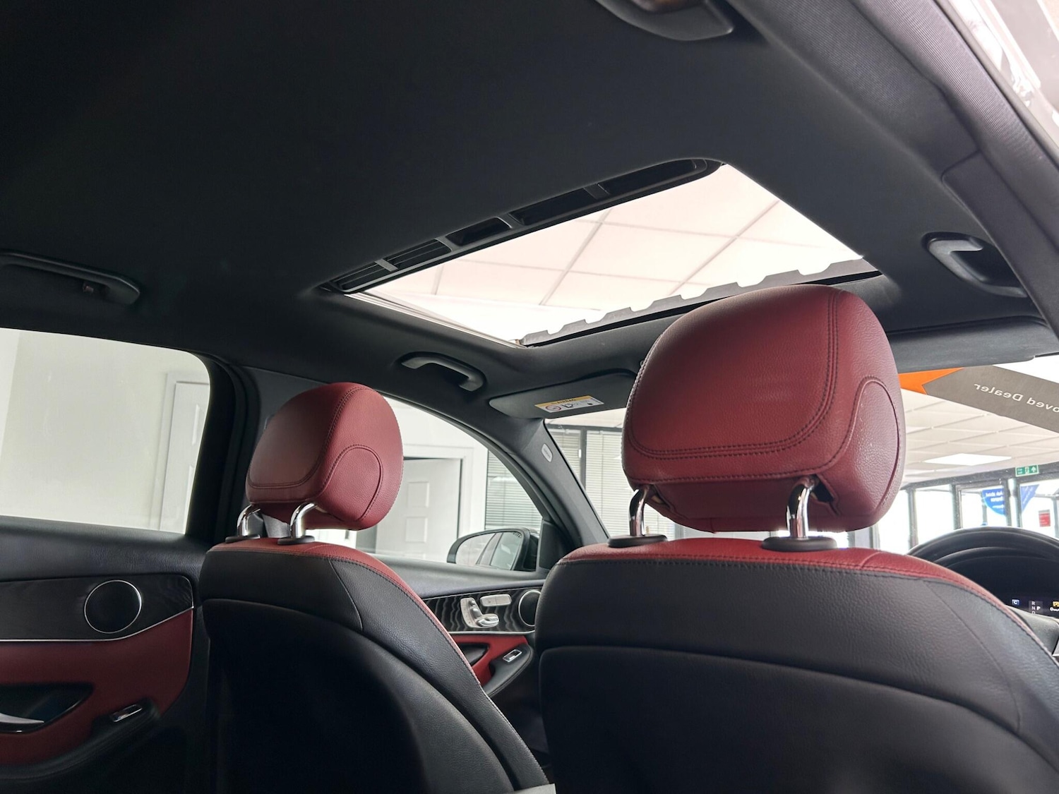 Used Mercedes-Benz GLC 2018 for sale - 77523798: Photo 46