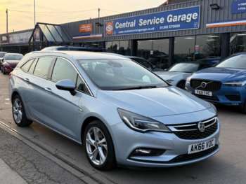 2017 (66) - 1.6 CDTi BlueInjection SRi Nav Sports Tourer Euro 6 (s/s) 5dr