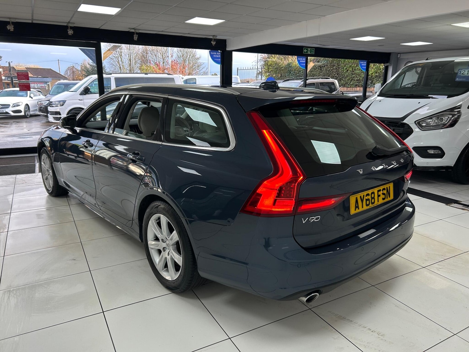 Used Volvo V90 2018 for sale - 76247257: Photo 41