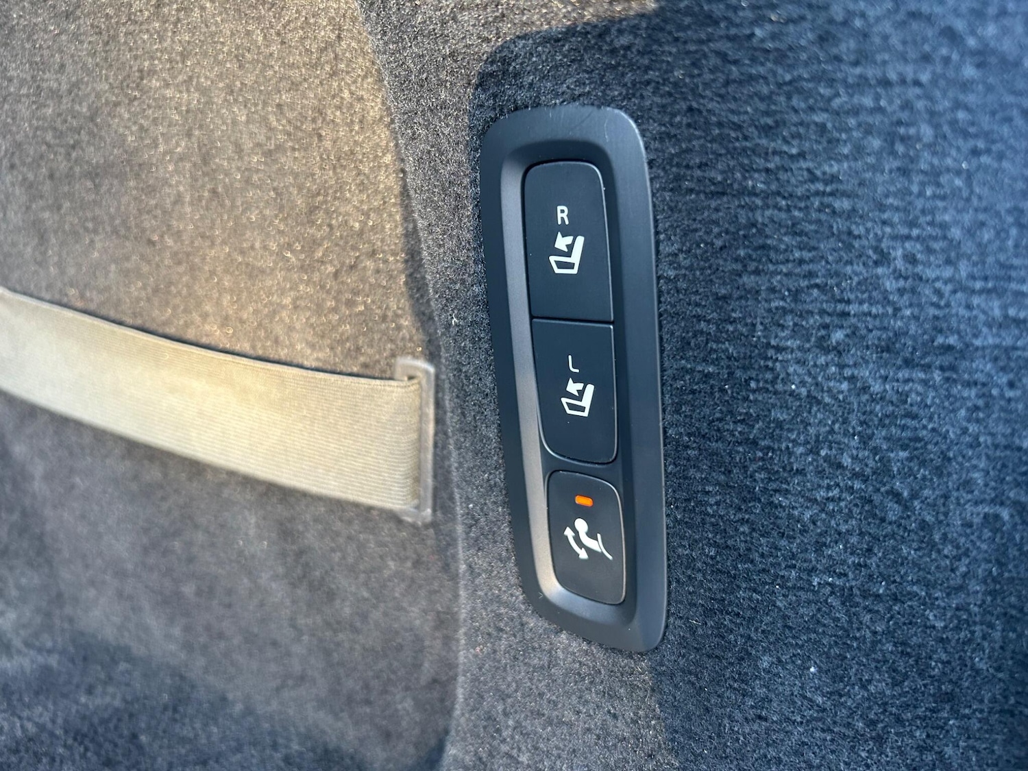 Used Volvo V90 2018 for sale - 76247257: Photo 45