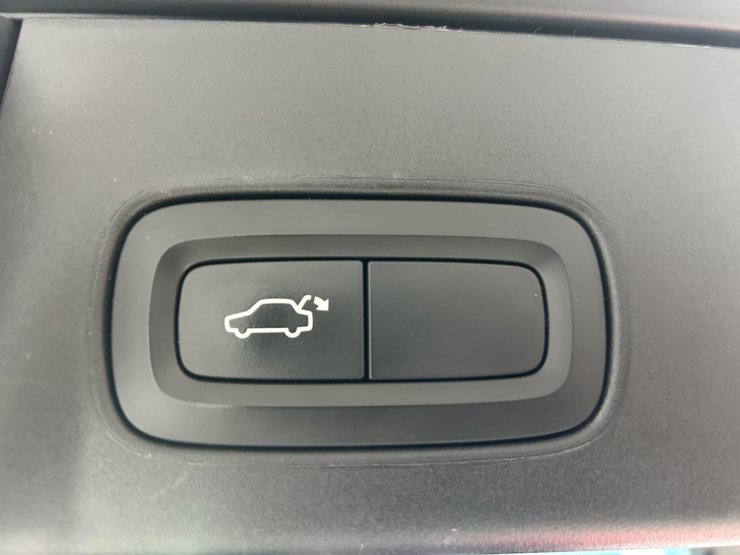 Used Volvo V90 2018 for sale - 76247257: Photo 46