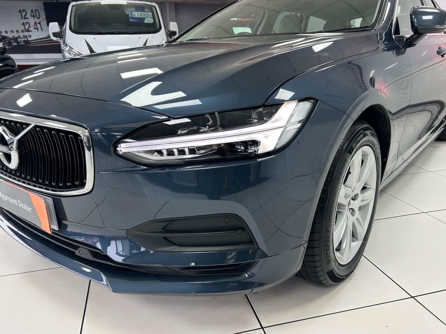Used Volvo V90 2018 for sale - 76247257: Photo 51