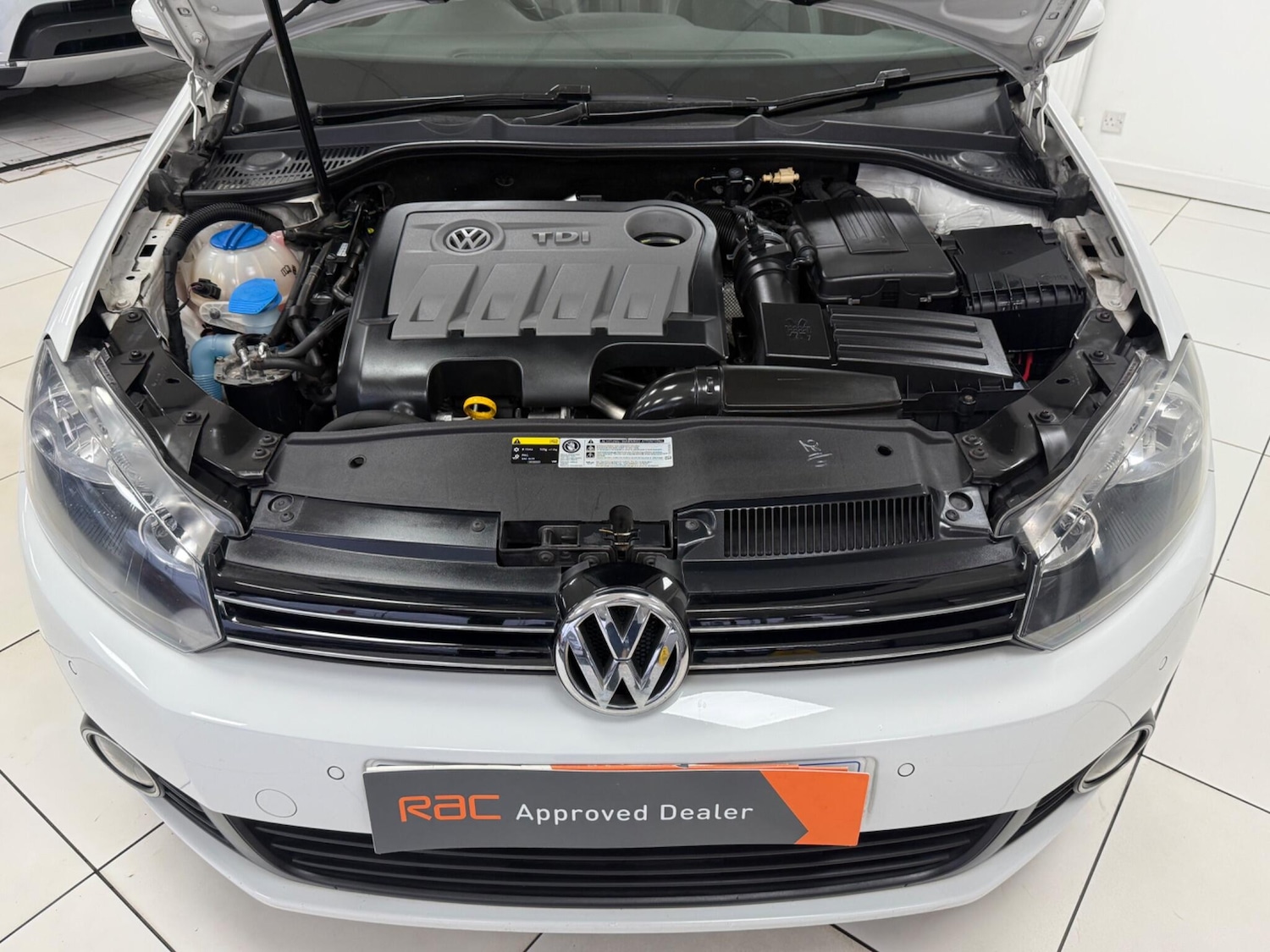 Used Volkswagen Golf 2014 for sale - 77175888: Photo 53