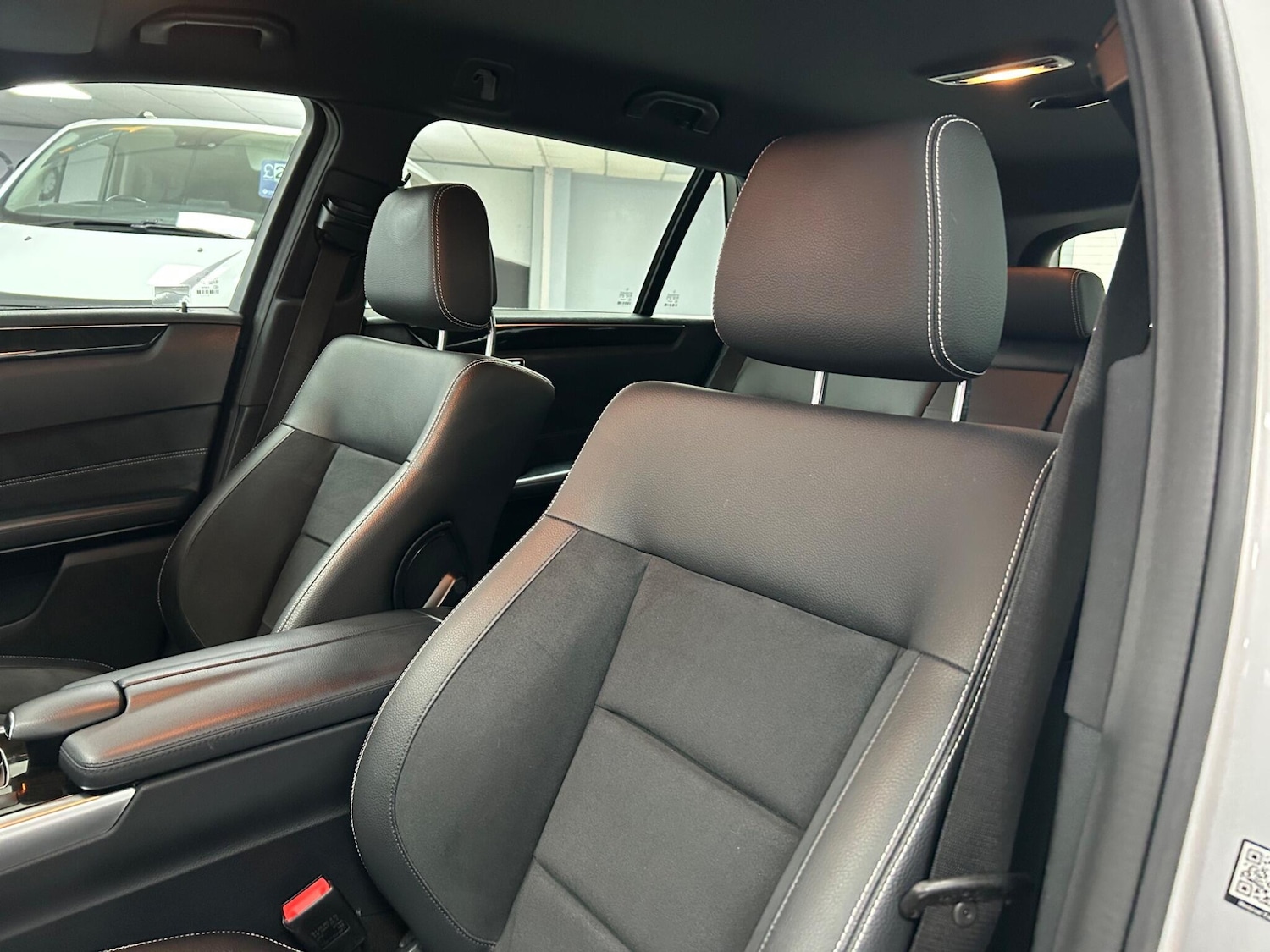 Used Mercedes-Benz E Class 2013 for sale - 76990196: Photo 15