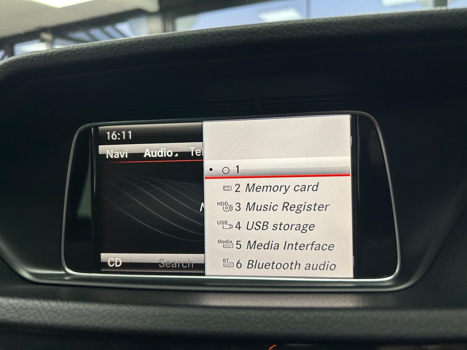 Used Mercedes-Benz E Class 2013 for sale - 76990196: Photo 21