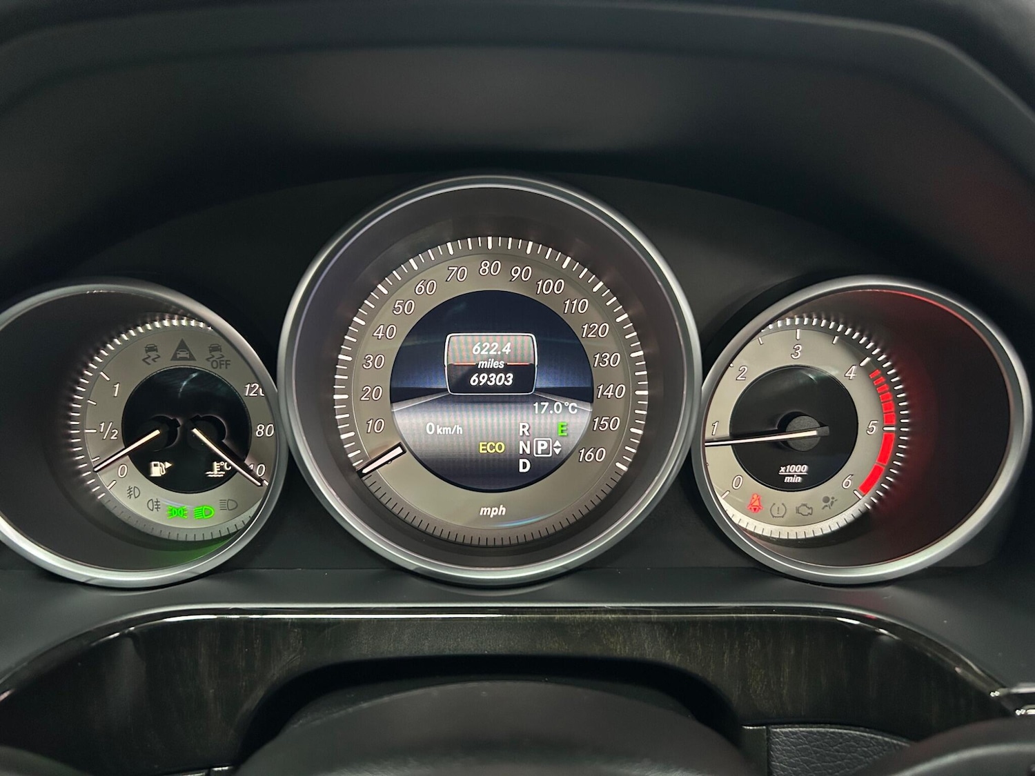 Used Mercedes-Benz E Class 2013 for sale - 76990196: Photo 30