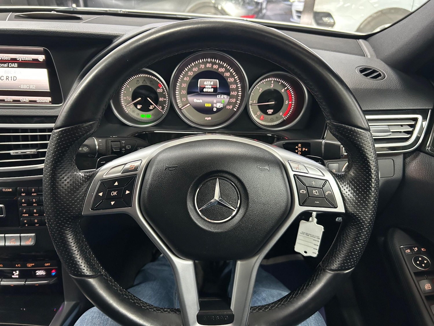 Used Mercedes-Benz E Class 2013 for sale - 76990196: Photo 35