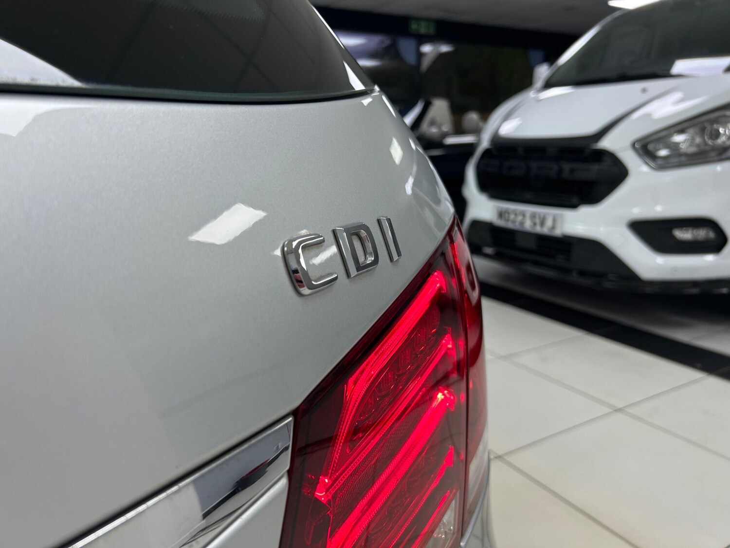 Used Mercedes-Benz E Class 2013 for sale - 76990196: Photo 49