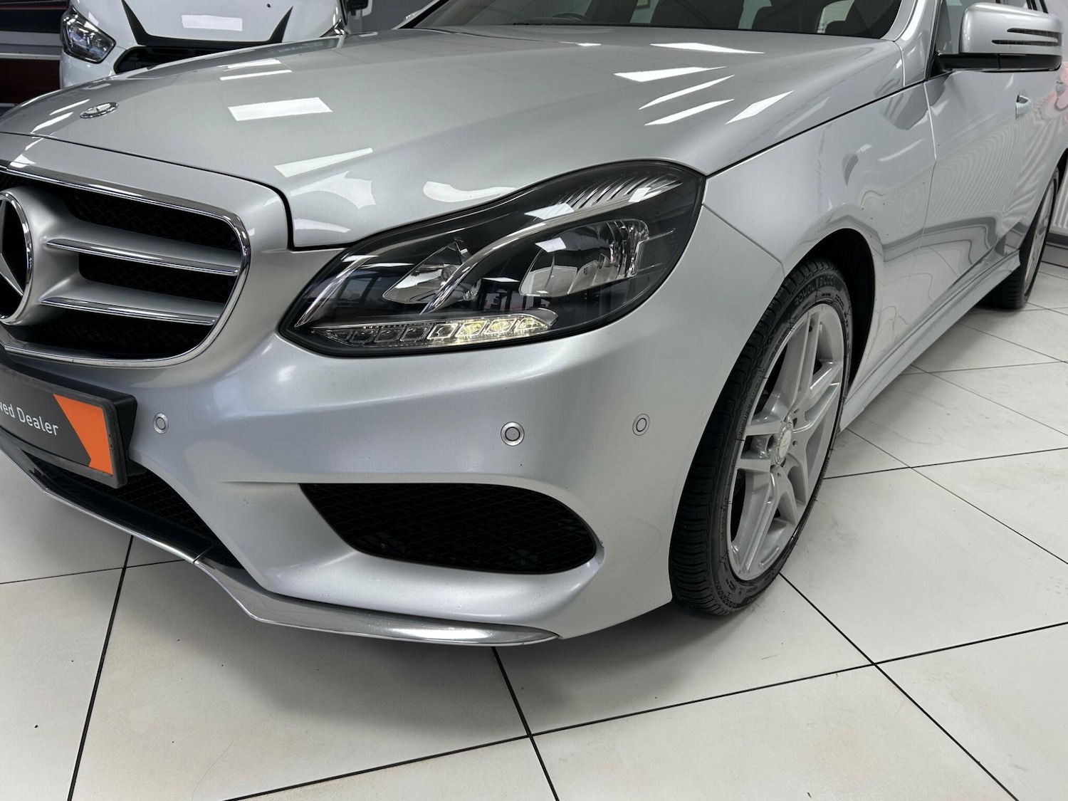 Used Mercedes-Benz E Class 2013 for sale - 76990196: Photo 51