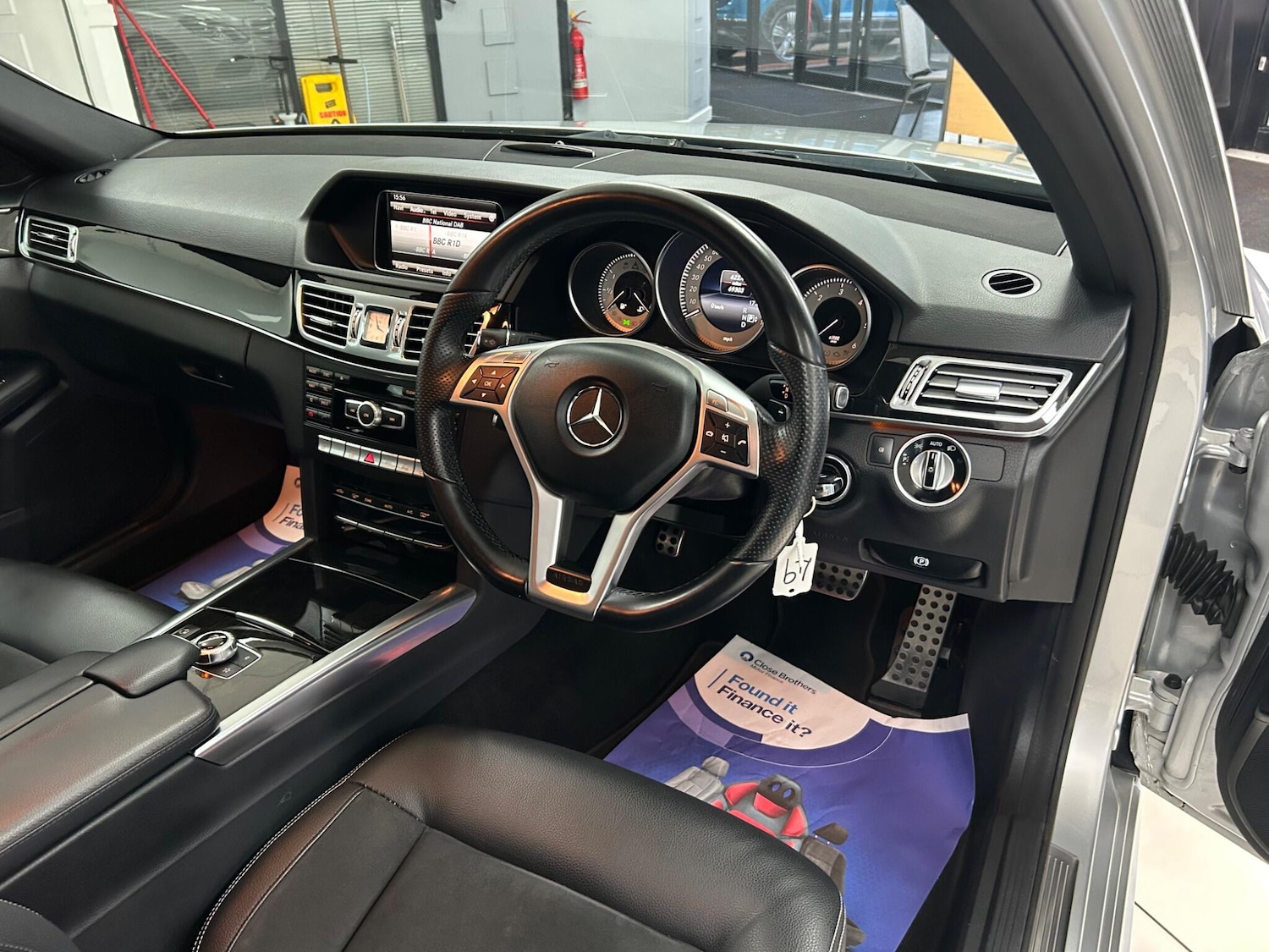 Used Mercedes-Benz E Class 2013 for sale - 76990196: Photo 7