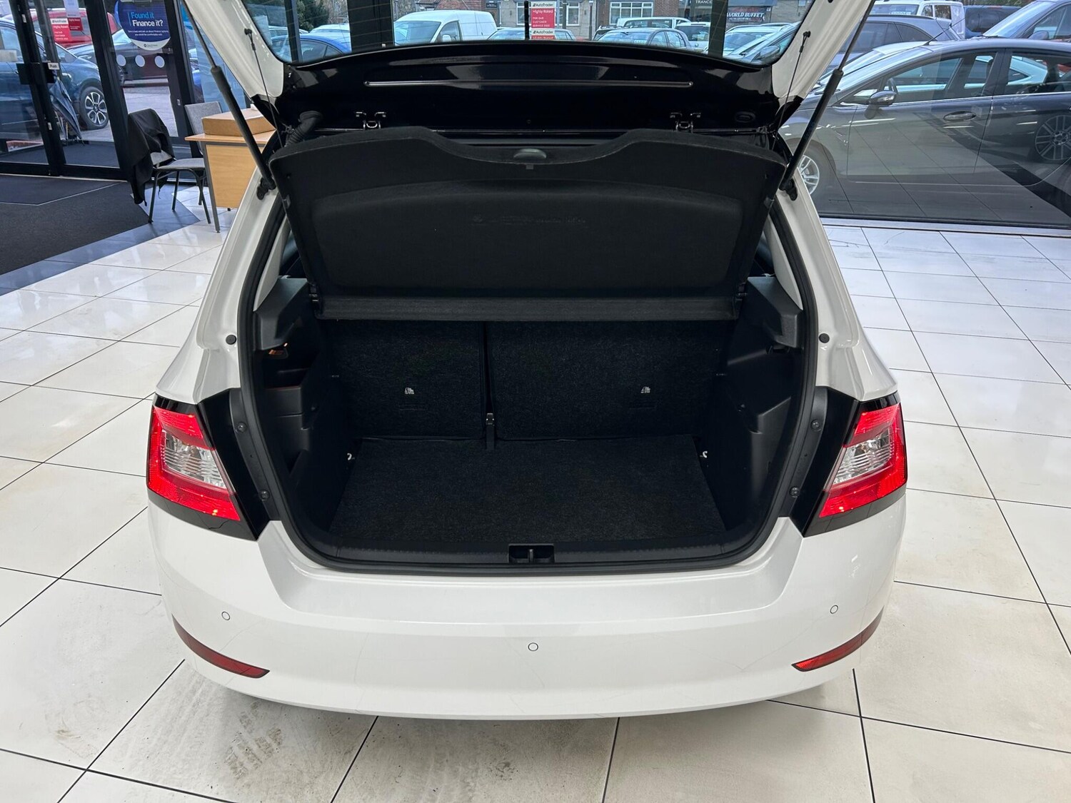 Used Skoda Fabia 2019 for sale - 76408364: Photo 45