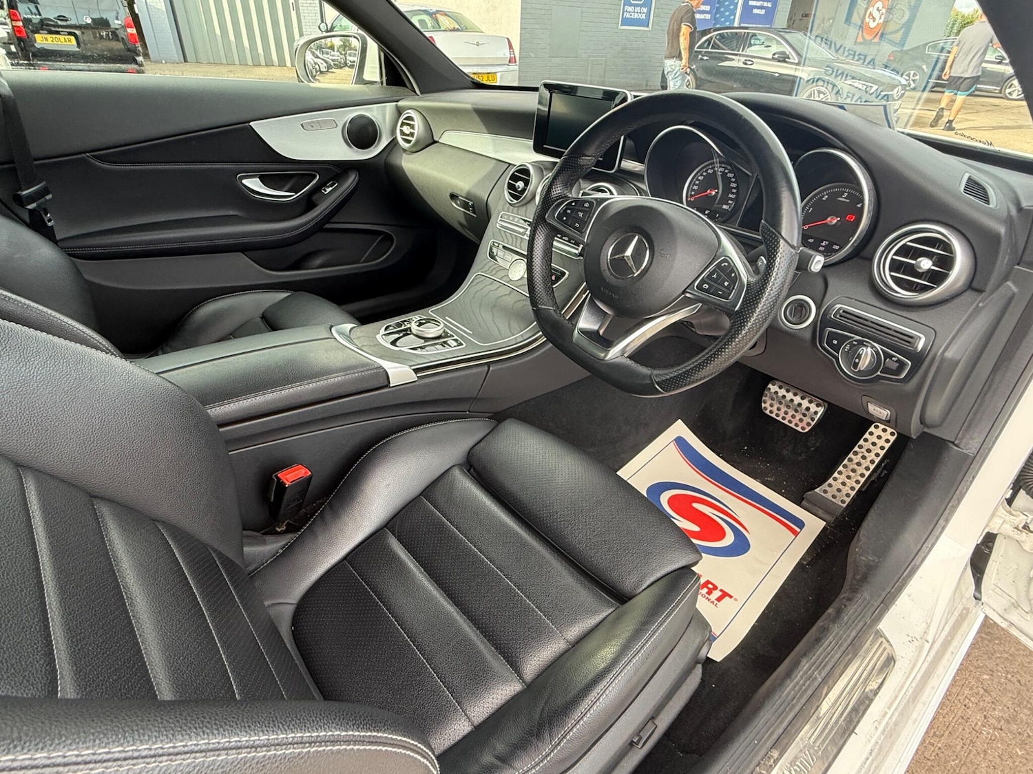 Used Mercedes-Benz C Class 2018 for sale - 75989762: Photo 15