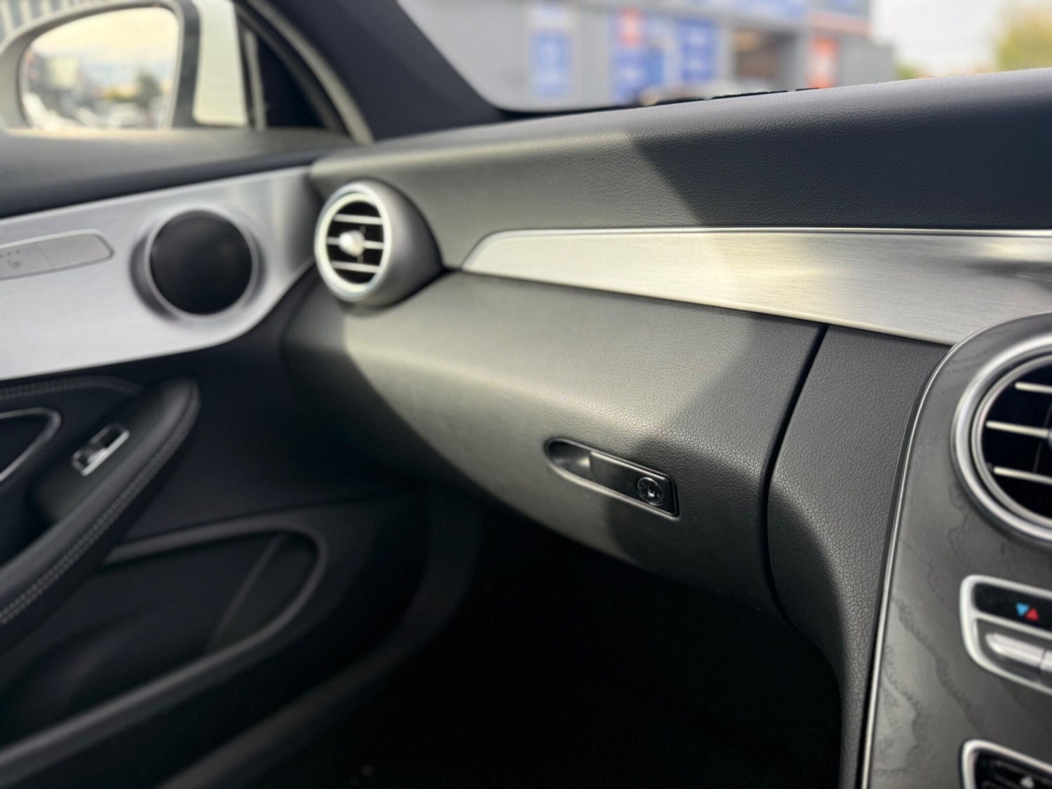 Used Mercedes-Benz C Class 2018 for sale - 75989762: Photo 22