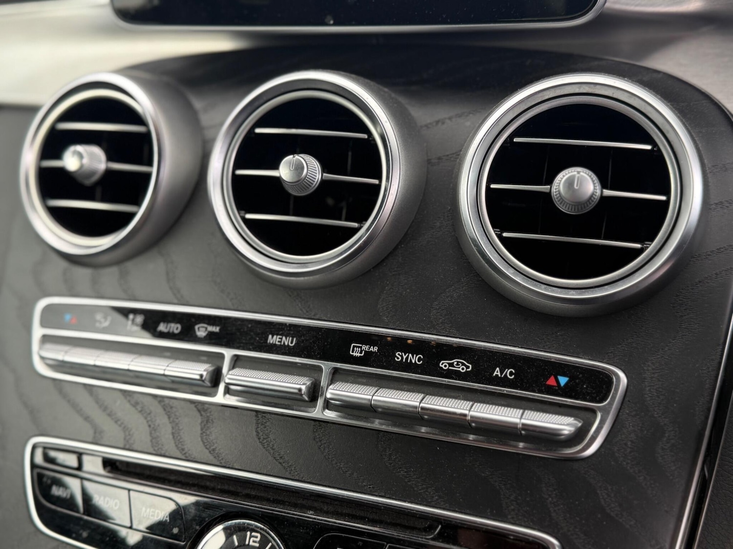 Used Mercedes-Benz C Class 2018 for sale - 75989762: Photo 24