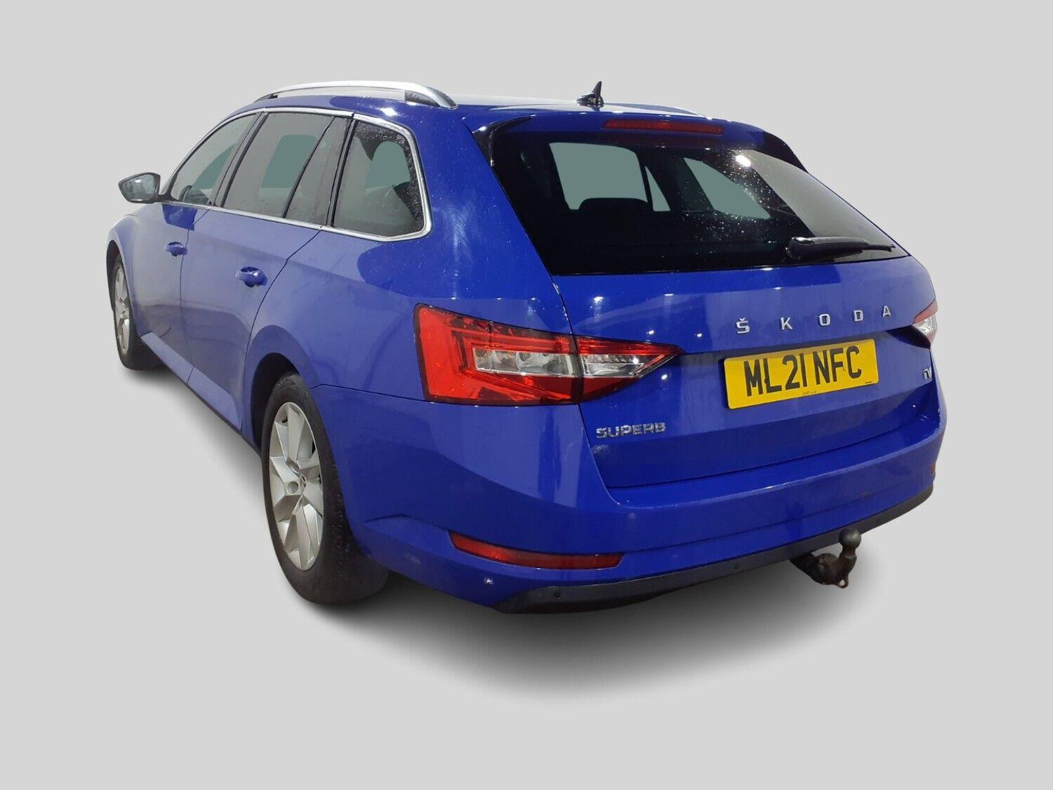 Used Skoda Superb 2021 for sale - 76572695: Photo 11