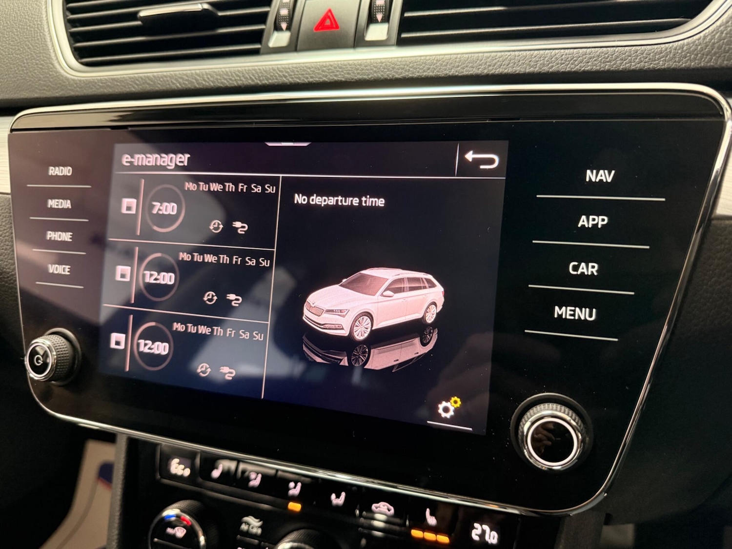 Used Skoda Superb 2021 for sale - 76572695: Photo 43