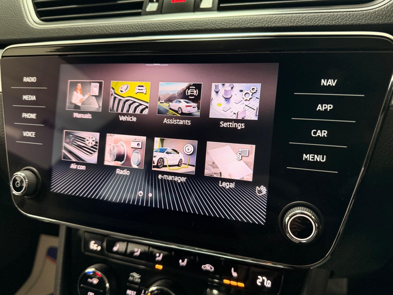 Used Skoda Superb 2021 for sale - 76572695: Photo 44