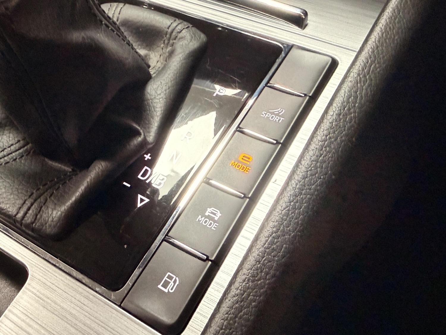 Used Skoda Superb 2021 for sale - 76572695: Photo 60