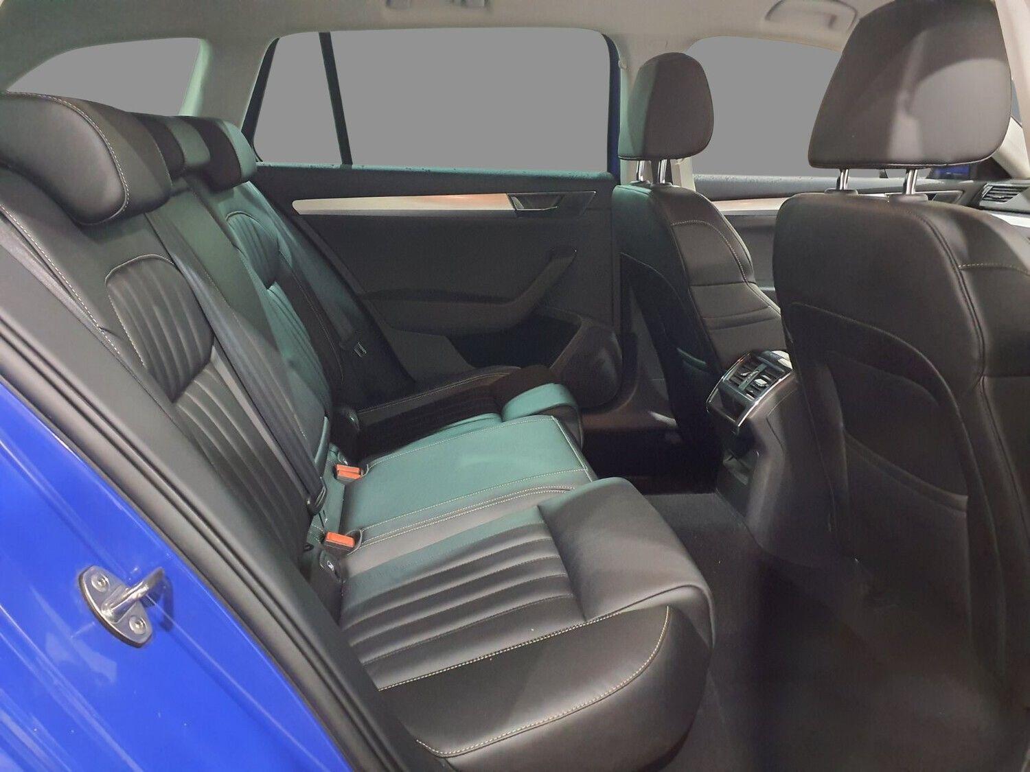 Used Skoda Superb 2021 for sale - 76572695: Photo 7