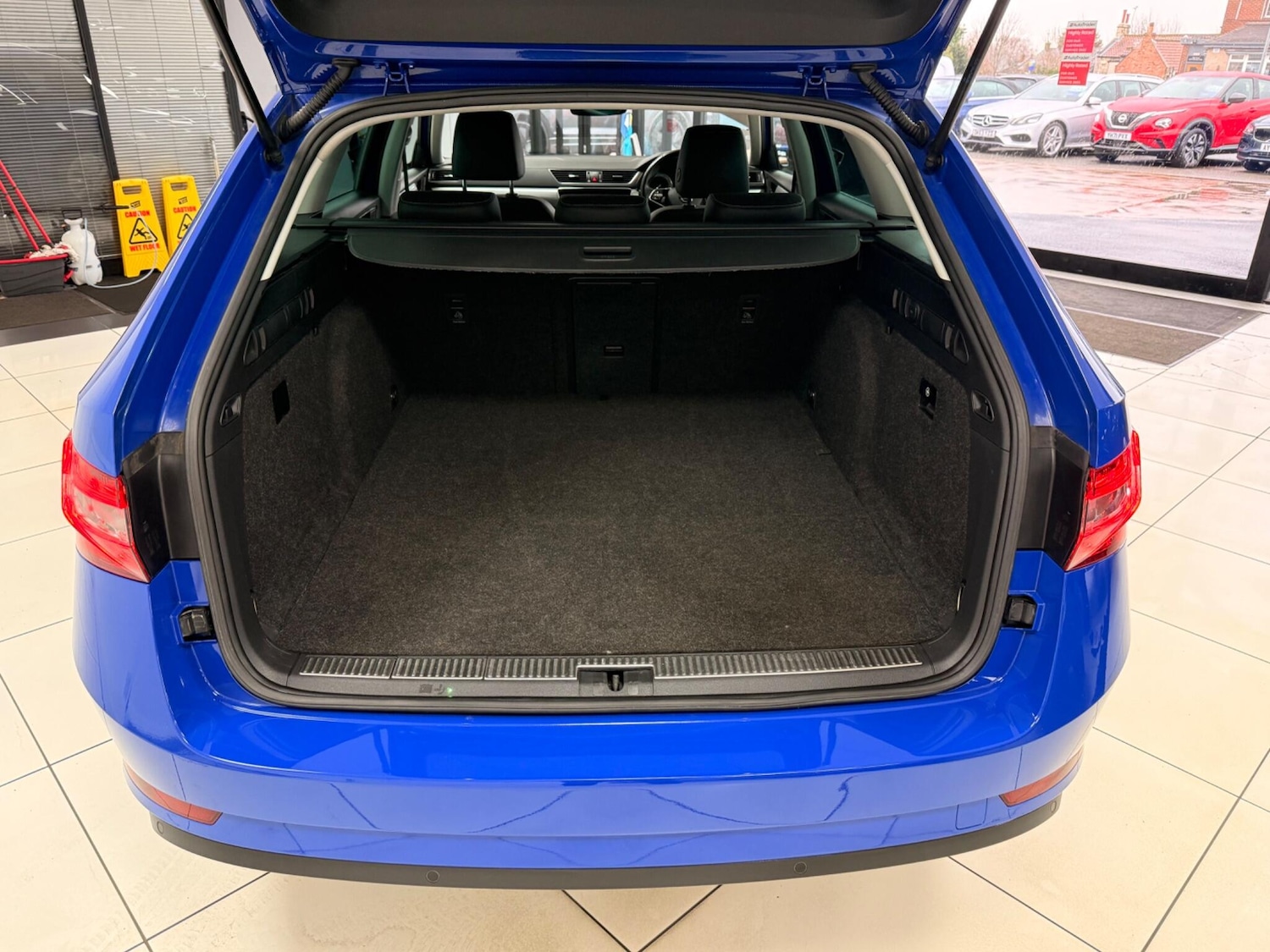 Used Skoda Superb 2021 for sale - 76572695: Photo 74