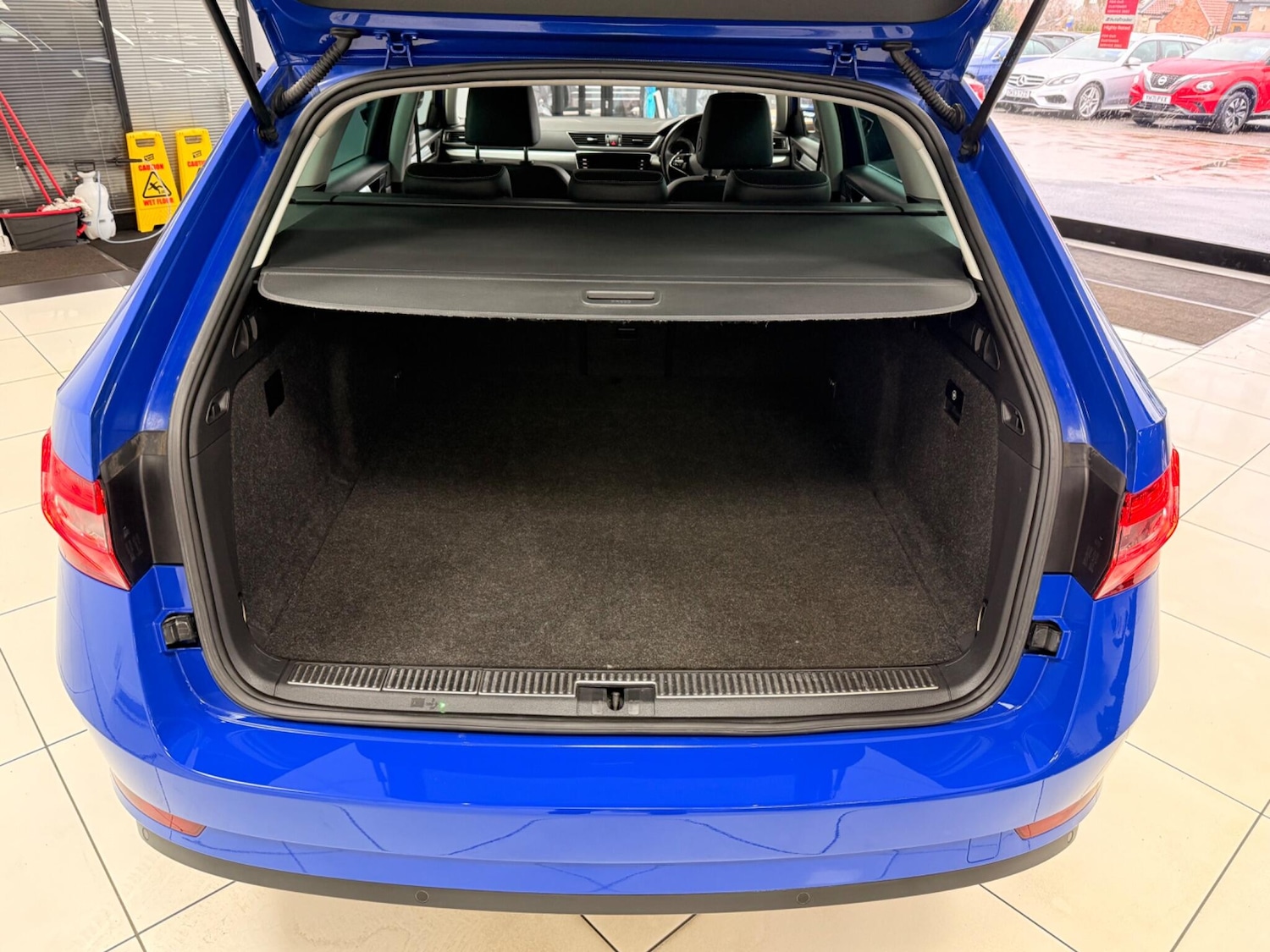 Used Skoda Superb 2021 for sale - 76572695: Photo 75