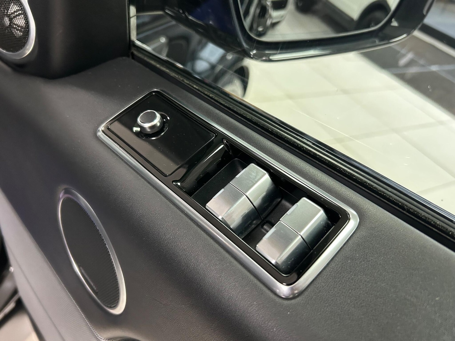 Used Land Rover Range Rover Sport 2018 for sale - 77425119: Photo 46