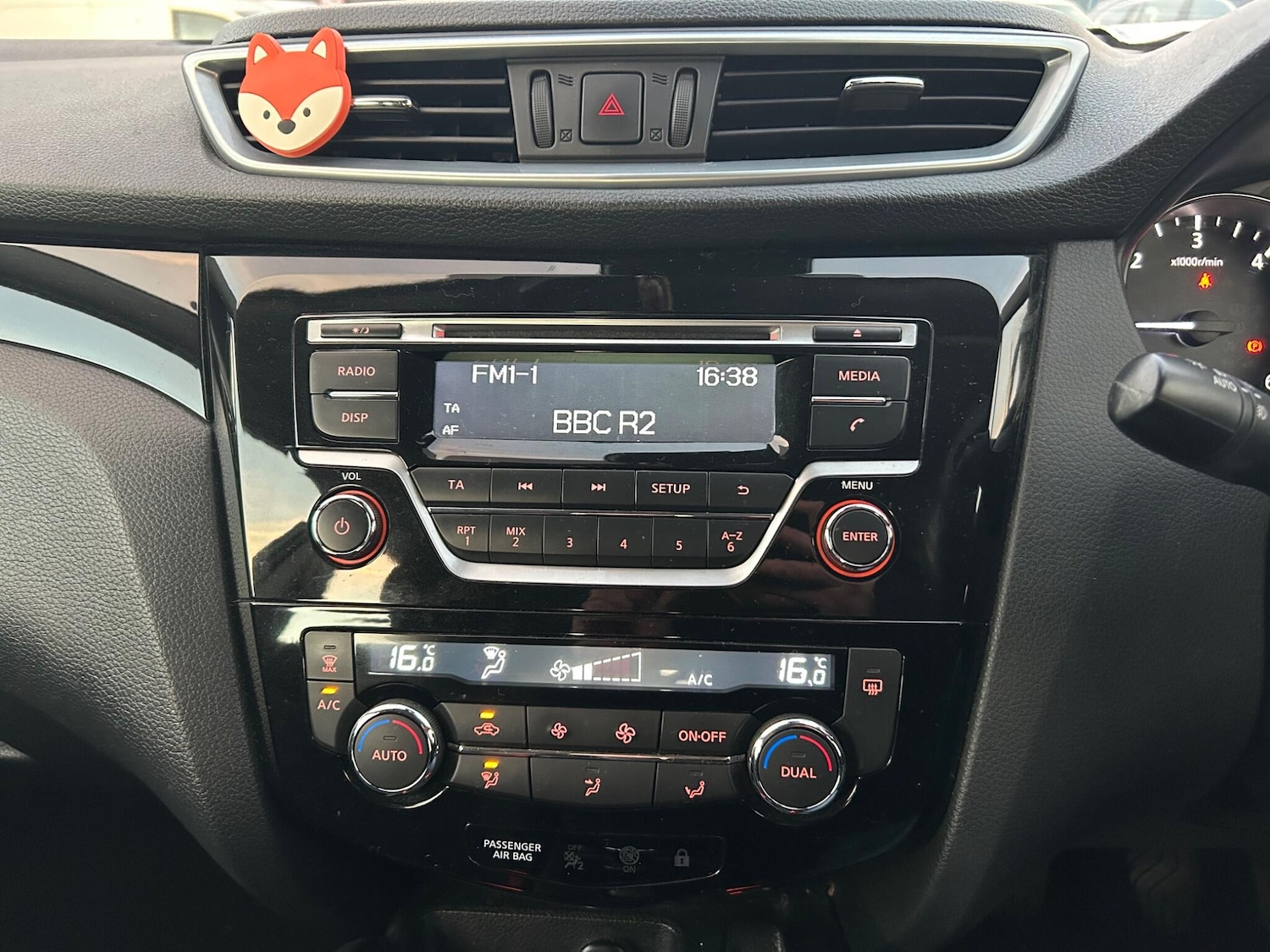 Used Nissan Qashqai for sale - 76409350: Photo 16