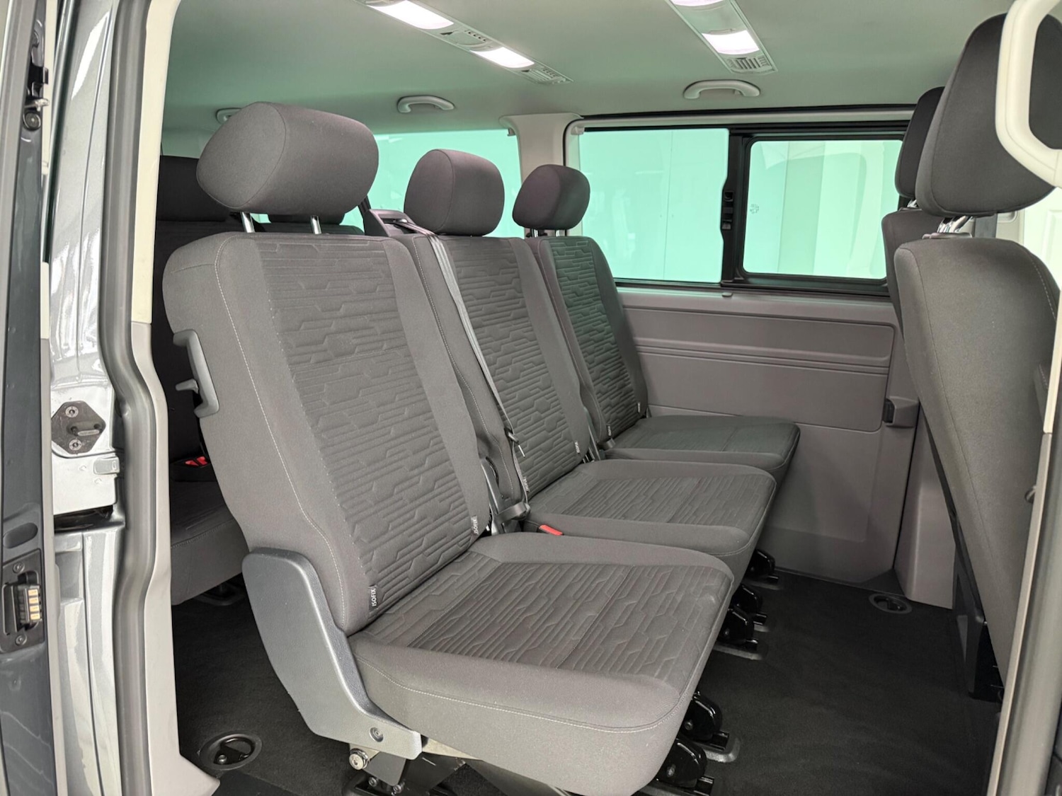 Used Volkswagen Transporter Shuttle 2020 for sale - 76108886: Photo 10