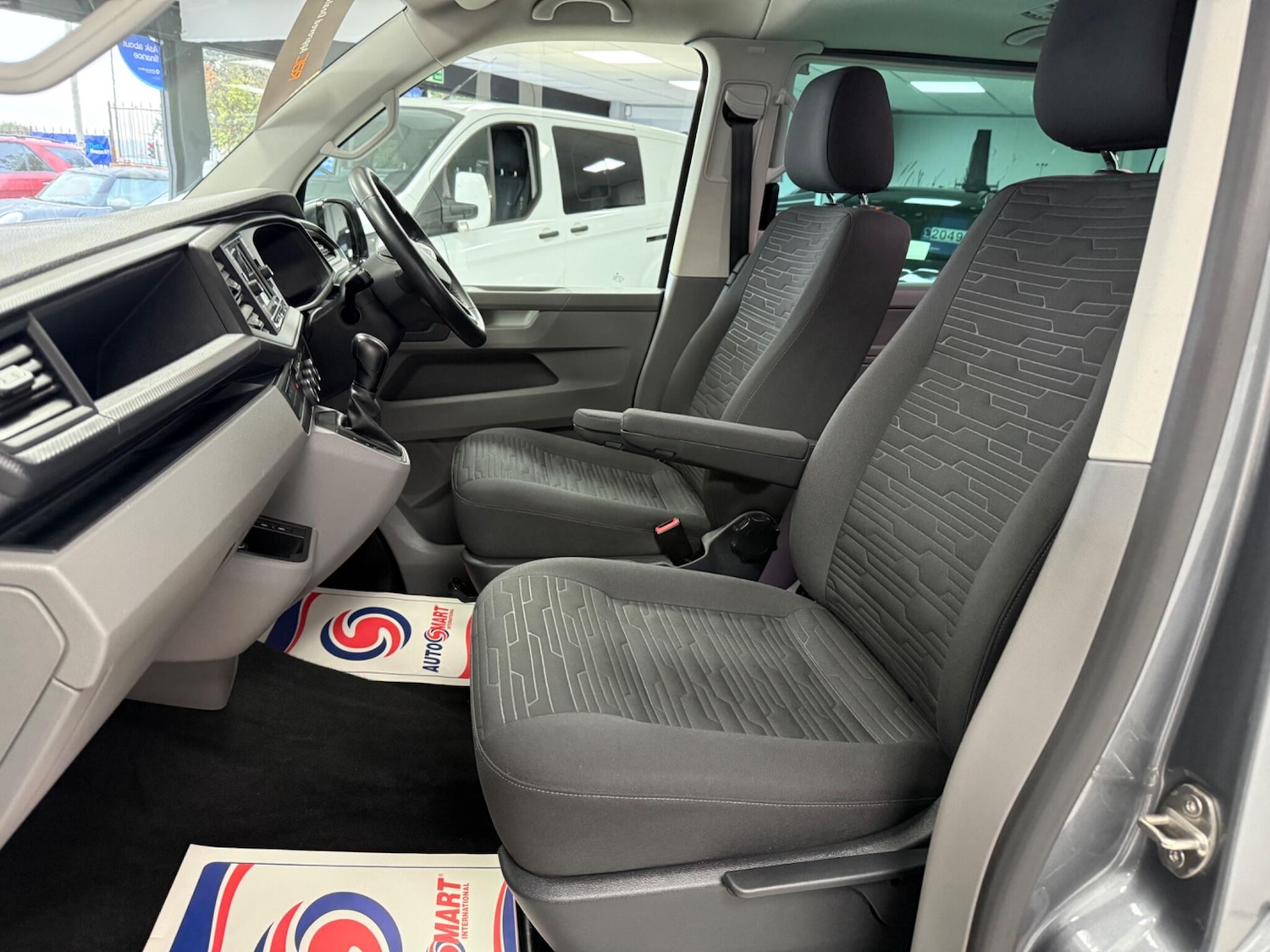 Used Volkswagen Transporter Shuttle 2020 for sale - 76108886: Photo 18