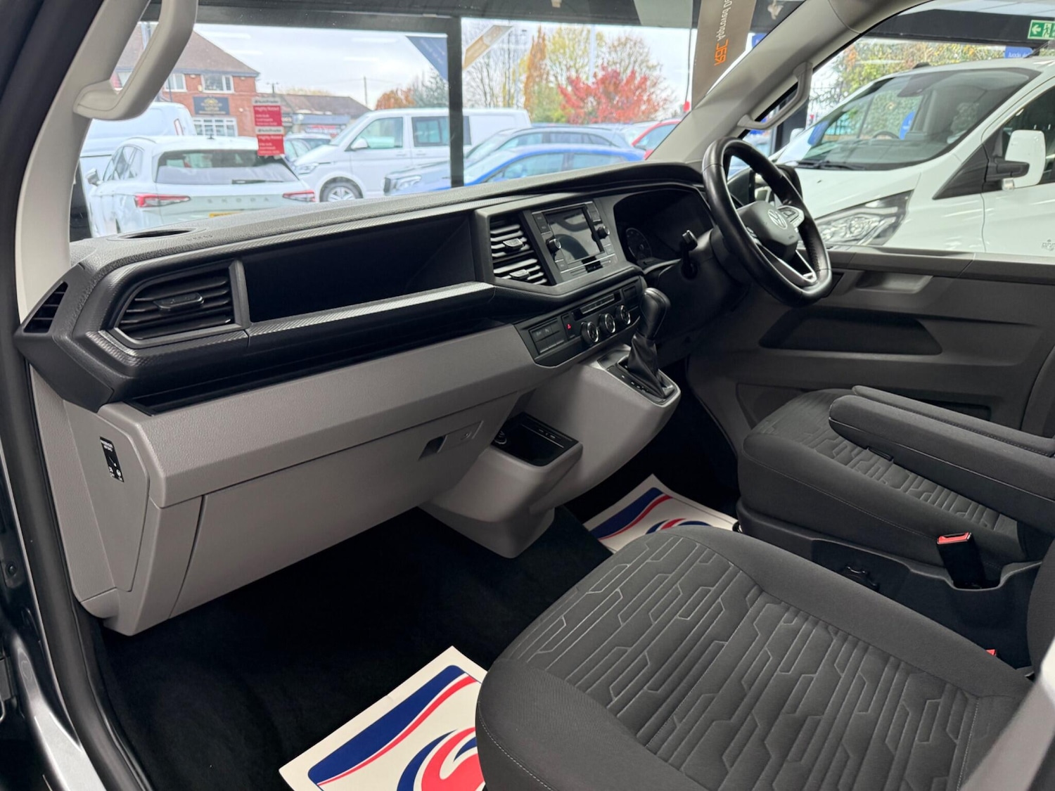 Used Volkswagen Transporter Shuttle 2020 for sale - 76108886: Photo 19