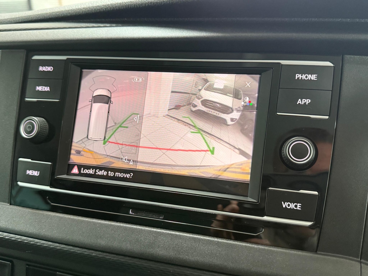 Used Volkswagen Transporter Shuttle 2020 for sale - 76108886: Photo 30