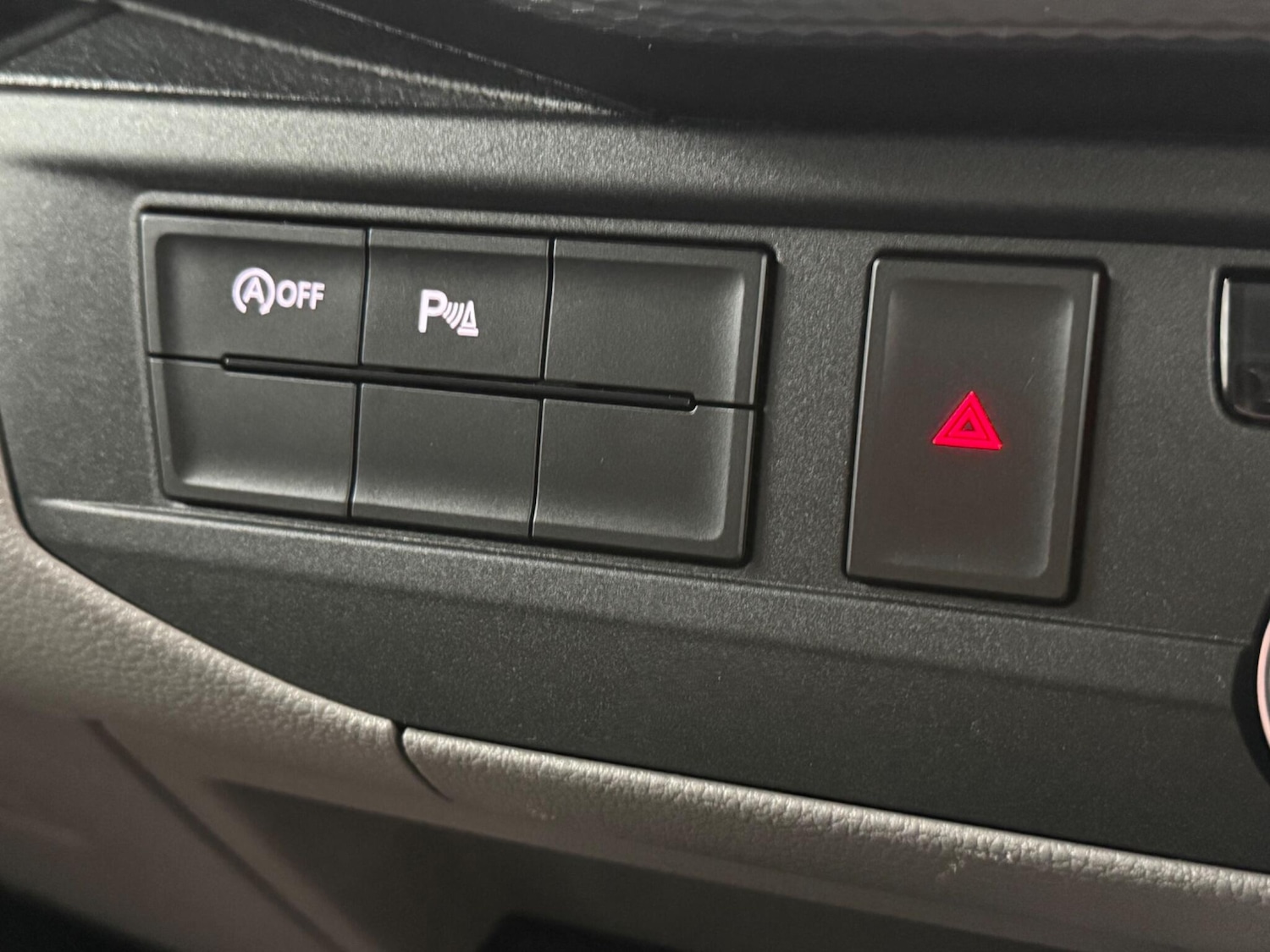 Used Volkswagen Transporter Shuttle 2020 for sale - 76108886: Photo 38