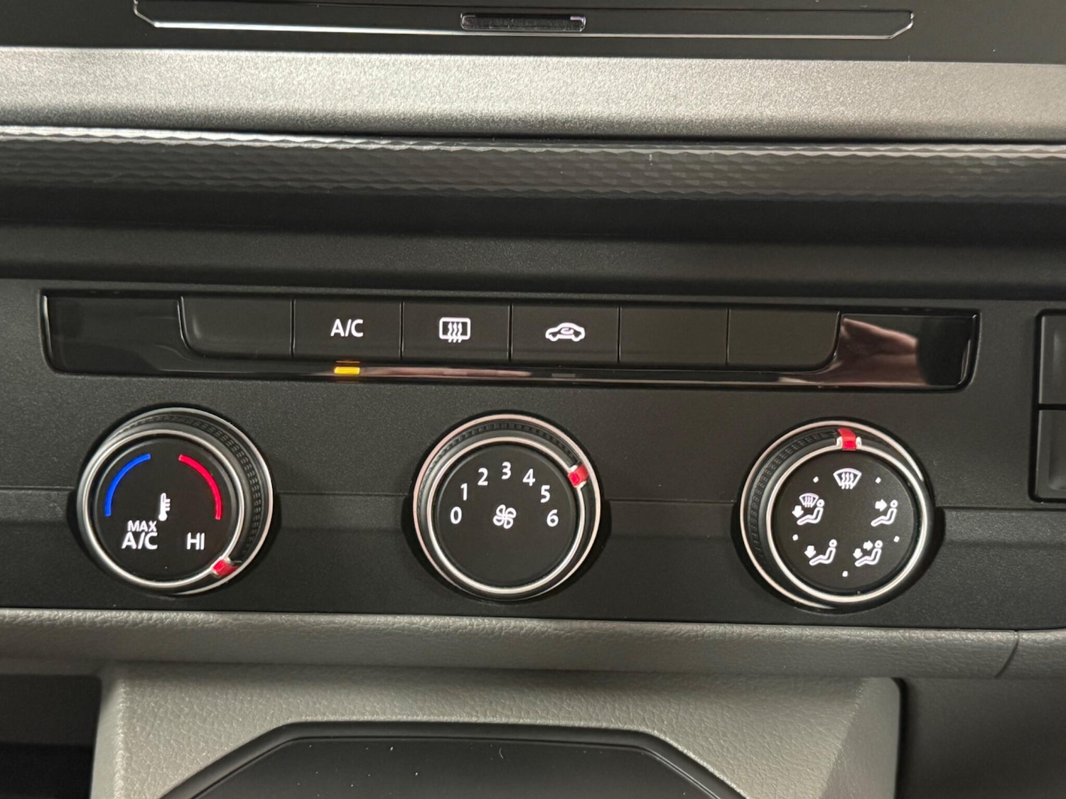 Used Volkswagen Transporter Shuttle 2020 for sale - 76108886: Photo 54